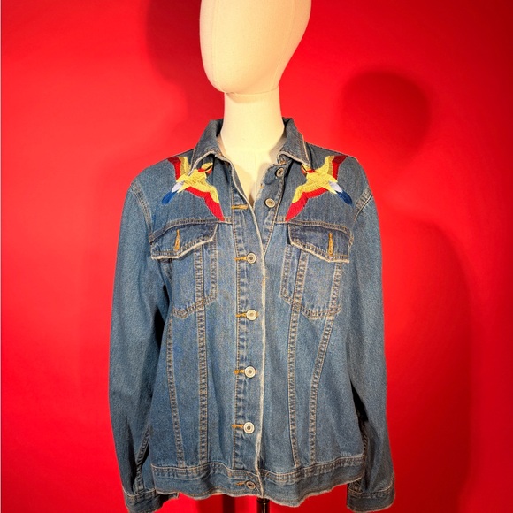 Signature Eight Denim Jacket with Tiger and Bird Los Angeles Embroidered Design - Picture 3 of 10